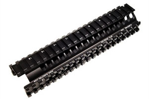 SureFire M70 Mossberg 500 Picatinny Rail Forend